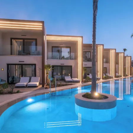 Noble Hotel Suites - Adults Only