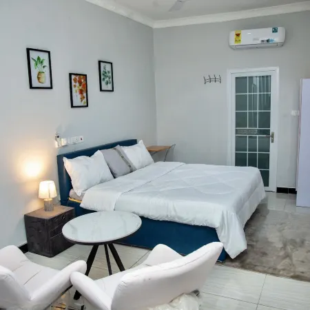 BryMac Hotel