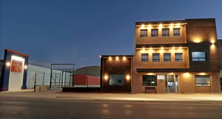 Hotel Roque Отели рядом с достопримечательностью «El hoyo de simas»