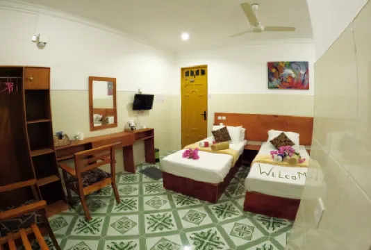 阿卓伊特海灘旅館