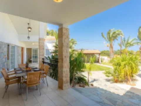 Villa Amorosa Hotels in Neokhorio