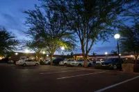 Desert Palace Hotel - parking