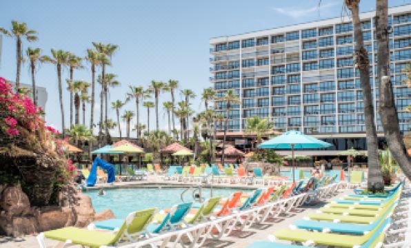 Isla Grand Beach Resort