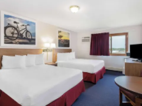 Days Inn by Wyndham Monticello Hotels in Wright County