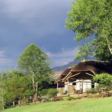 Cathedral Peak Hotel