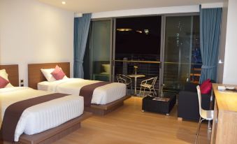 The Scenery City Hotel