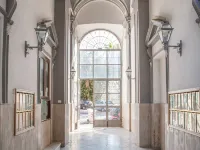 NapoliCentro Mare - Sea View Rooms & Suites Hotels near Materdei