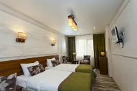 Platan Yuzhniy Hotel