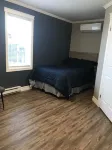 Stanley House - parking