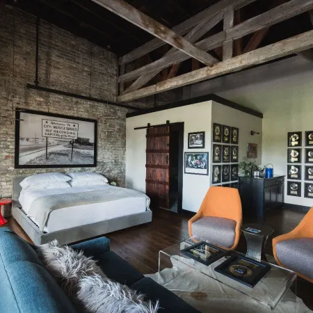 GunRunner Boutique Hotel