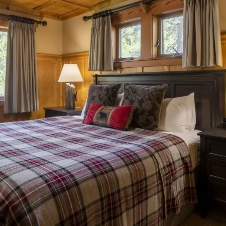 Tamarack Lodge & Resort