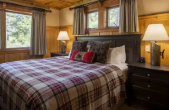 Tamarack Lodge & Resort