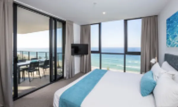 Boardwalk Burleigh Beach - Official