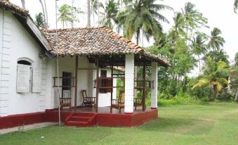 The Colonial Villa