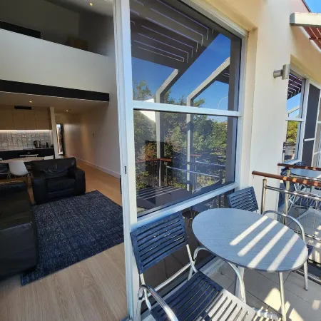 Semaphore Blue Apartments