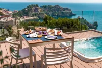 Isola Bella Infinity Suites - Hot Tub