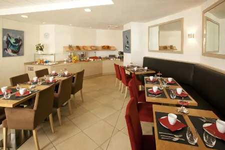 Residhome du Théâtre Отели в г. Оннен