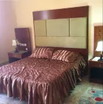 エル モアヒディン のホテル