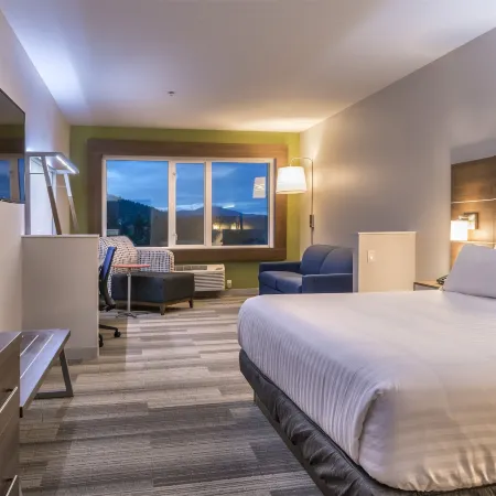 Holiday Inn Express & Suites VICTORIA - COLWOOD by IHG