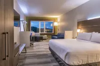Holiday Inn Express & Suites Victoria - Colwood Hotels in Sooke