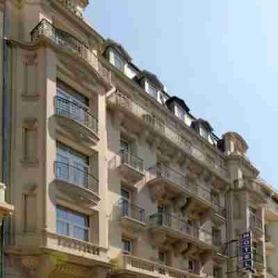 Hôtel Amirauté Hotel Exterior