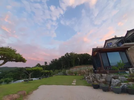 Ganghwa Nolumog Byeoljang Отели рядом с достопримечательностью «Bomunsa Temple»