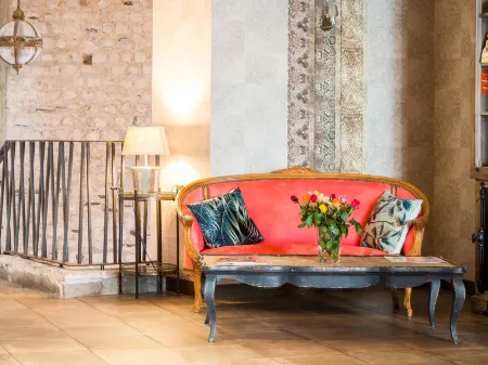 Hôtel des Basses Pyrénées - Bayonne Отели рядом со станцией Bayonne Station