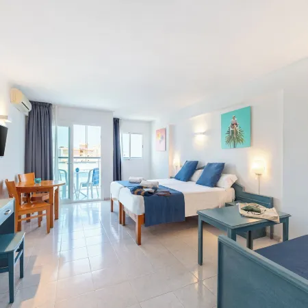 Hotel Apartamentos Vibra Central City - Adults Only