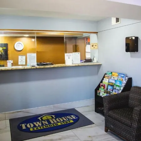 Town House Extended Stay Hotel Downtown