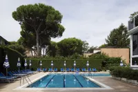 Harvey Suites Hotel & Residence - Infinity Pools