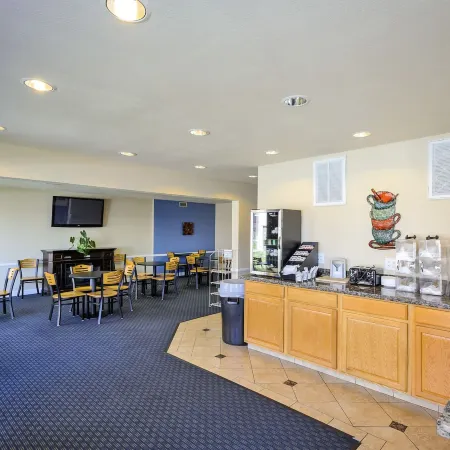 Days Inn by Wyndham Modesto