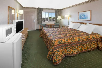 Days Inn by Wyndham Oroville Các khách sạn ở Palermo