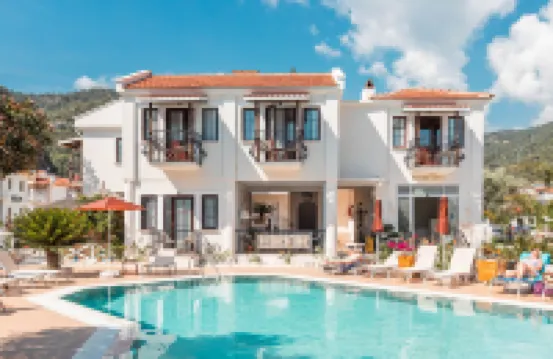 Bronze Hotel