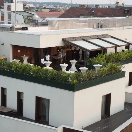 Square Nine Hotel Belgrade