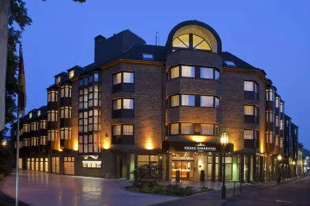 Kranz Parkhotel Отели в г. Ломар