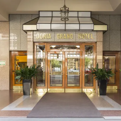 Doria Grand Hotel Hotel dekat Stasiun Kereta Bawah Tanah Caiazzo