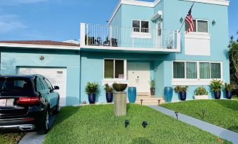 Blue House Miami