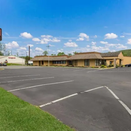 Pocono Inn & Banquet - Stroudsburg