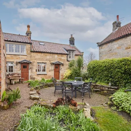 Host & Stay - Colcott Cottage