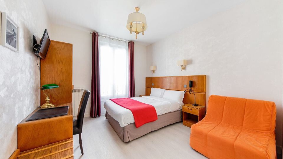 Crystal Hotel