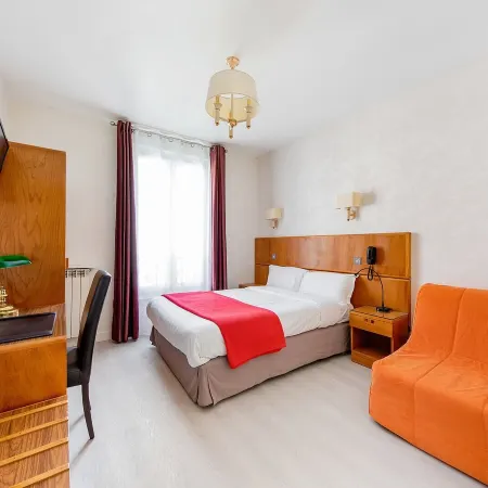 Crystal Hotel Отели рядом с достопримечательностью «LVMH Fragrance Brands»