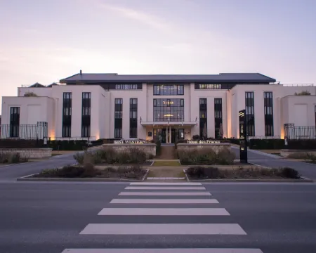 Best Western Plus Hotel des Francs Hotels in Aisne