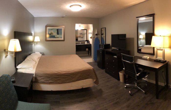 Deerfield Inn and Suites - Fairview