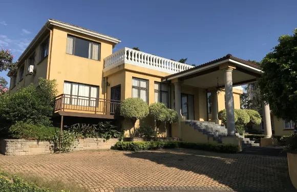艾登斯賓館