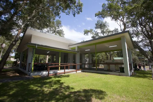 Budgewoi Holiday Park Hotels in Toukley
