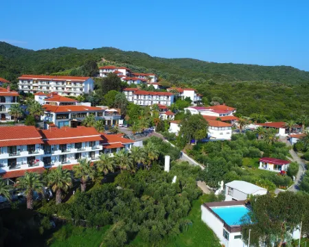 Aristoteles Holiday Resort & Spa Hotels in Aristotelis