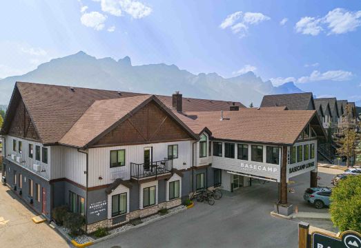 베이스캠프 로지