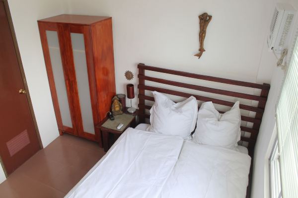 Roger's Place Guesthouse Hotels in Boracay