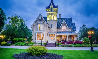 Elm hurst Inn & Spa