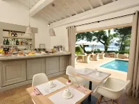 La Bastide d'Antoine - breakfast